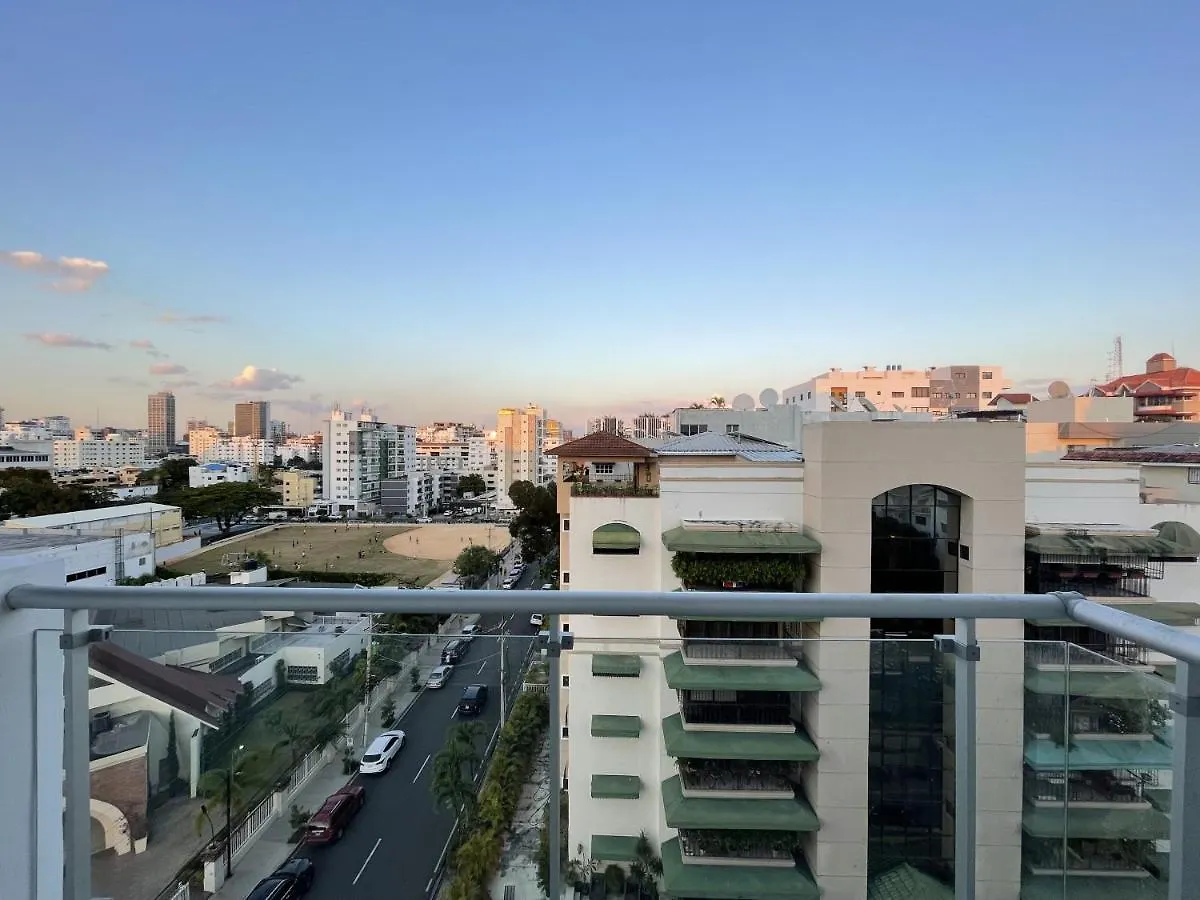 Luxury 2Bedr, 2 Balcony Pool, Gym, Downtown Santo Domingo Apartment